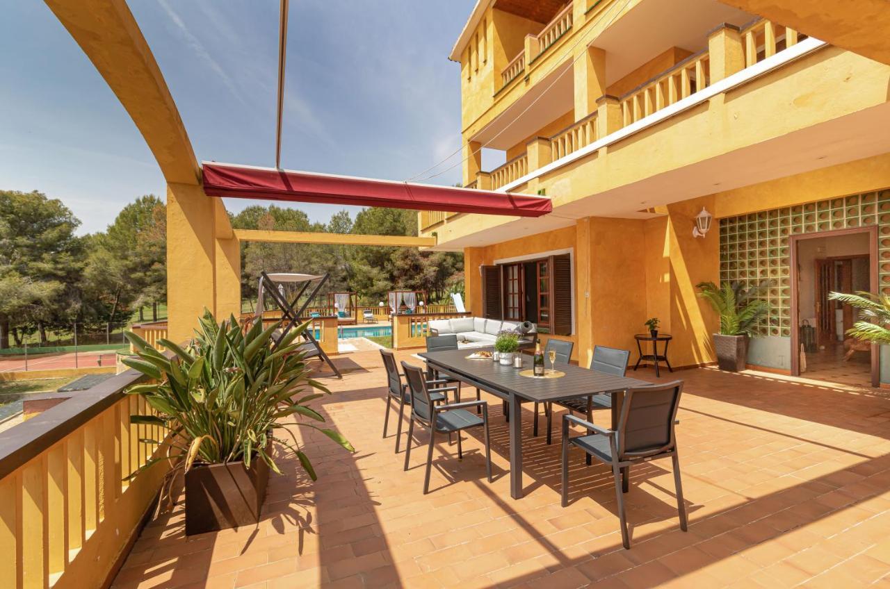 Villa Golf Sitges Vilanova i la Geltrú Kültér fotó
